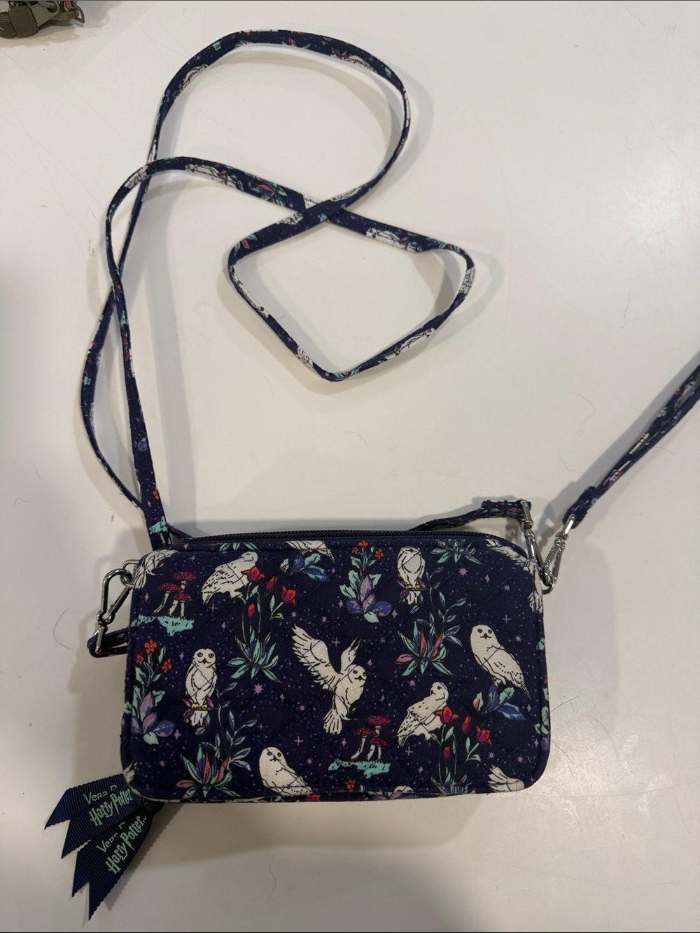 Vera Bradley Navy Harry Potter Floral Crossbody Wallet - Picture 1 of 7